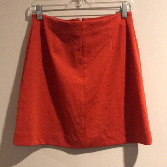 Banana Republic Zip Skirt-Size 4 - Picture 2 of 3